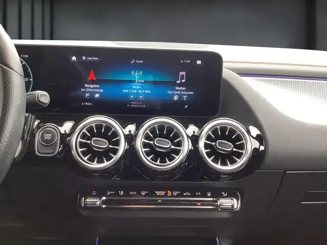 Mercedes-Benz EQA 250