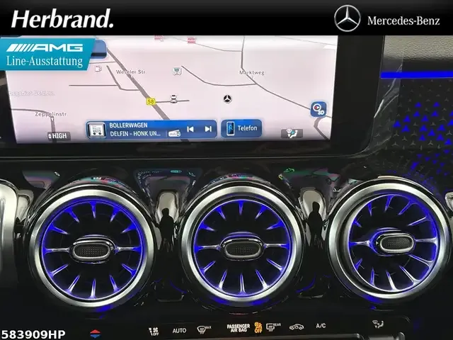 Mercedes-Benz GLB 200