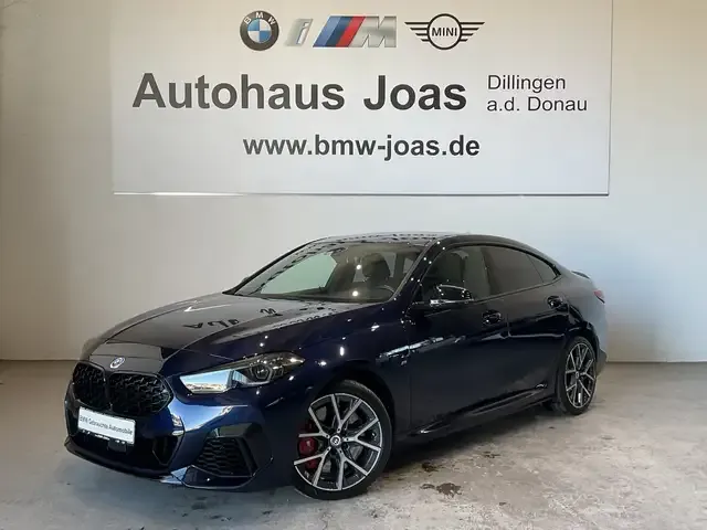 BMW 235