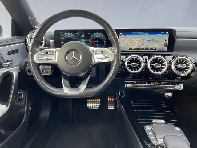 Mercedes-Benz CLA 250