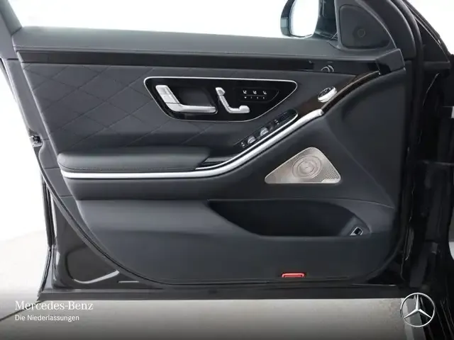 Mercedes-Benz S 600
