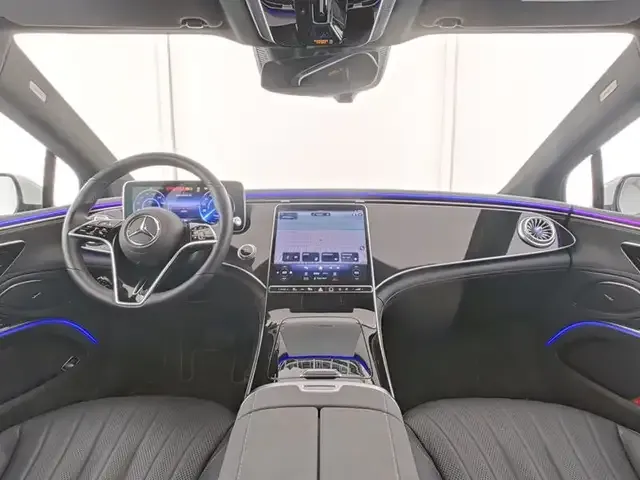 Mercedes-Benz EQS