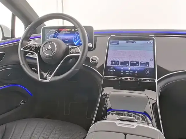 Mercedes-Benz EQS