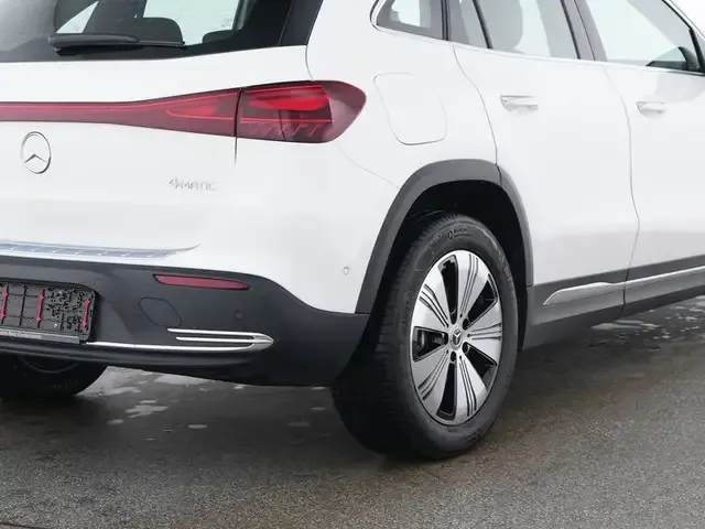 Mercedes-Benz EQA 300