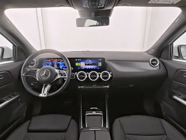 Mercedes-Benz EQA 300