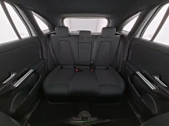Mercedes-Benz EQA 300