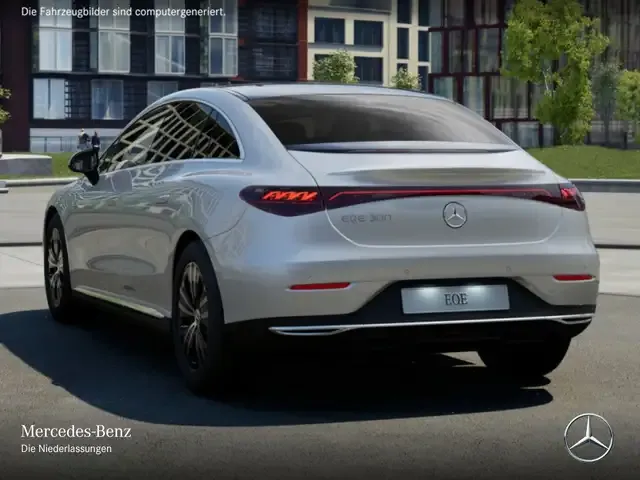 Mercedes-Benz EQE 300