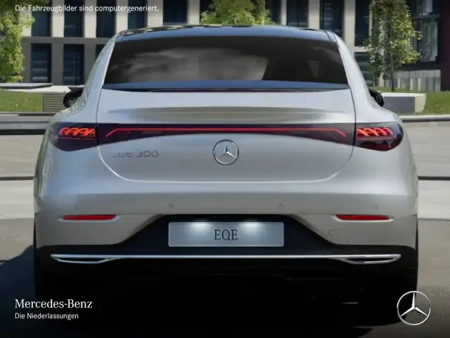 Mercedes-Benz EQE 300