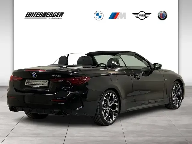BMW 440