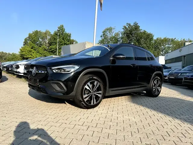 Mercedes-Benz GLA 250