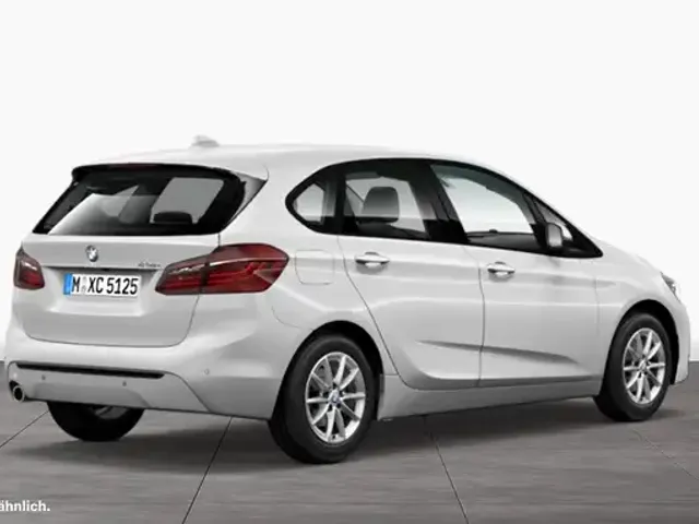 BMW 218