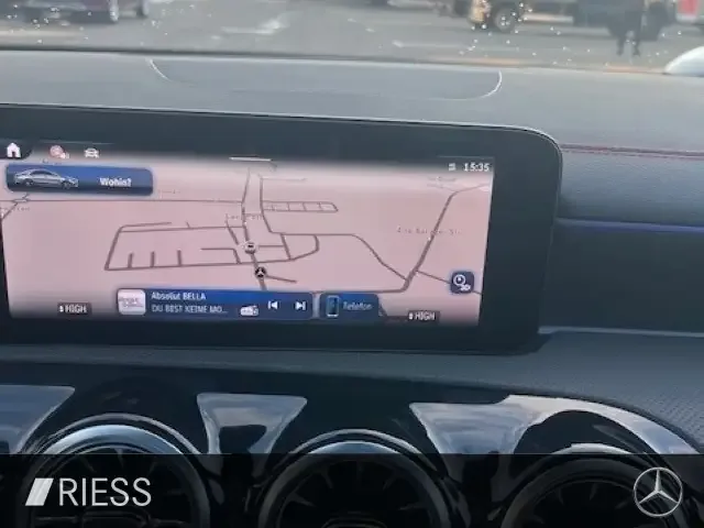 Mercedes-Benz CLA 180