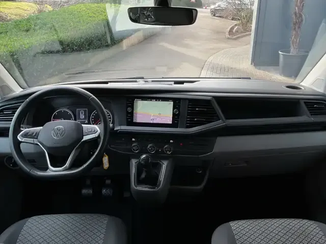 Volkswagen T6.1 Caravelle