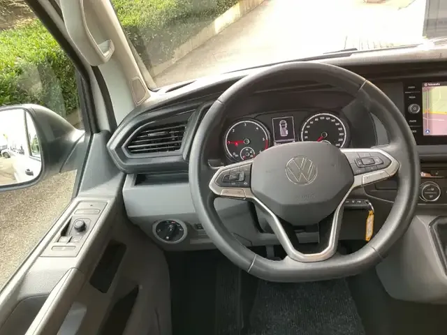 Volkswagen T6.1 Caravelle