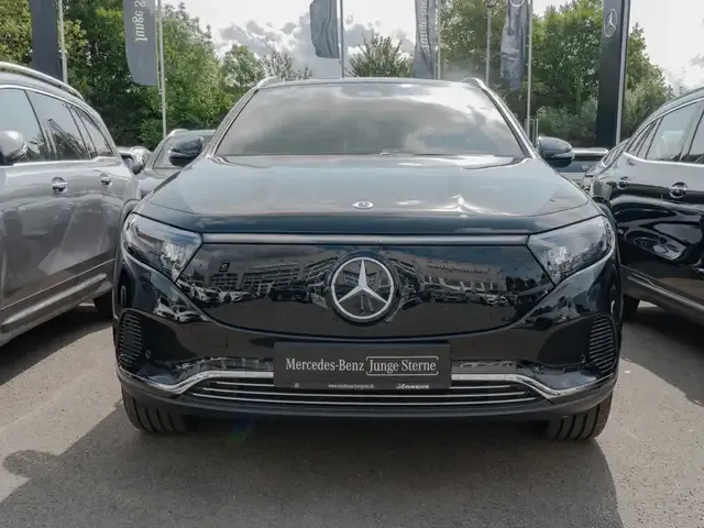 Mercedes-Benz EQA 300