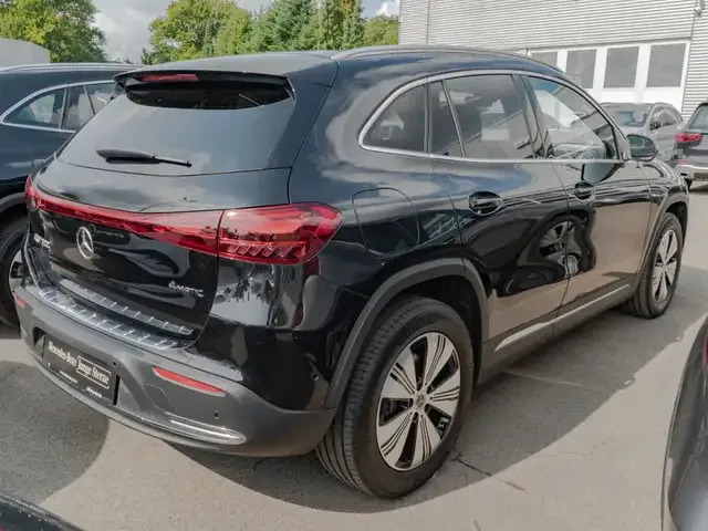 Mercedes-Benz EQA 300