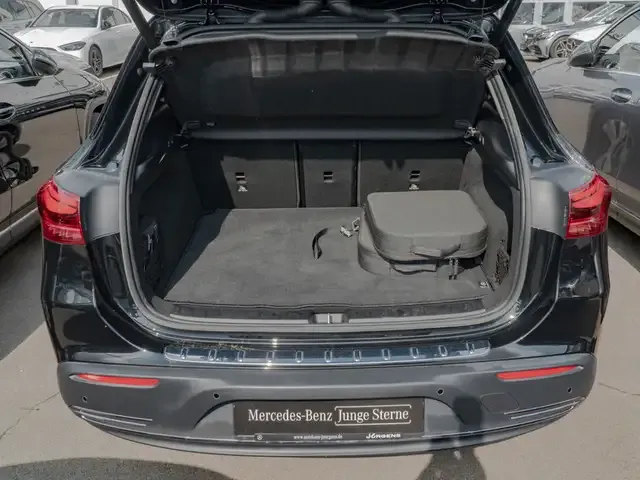 Mercedes-Benz EQA 300