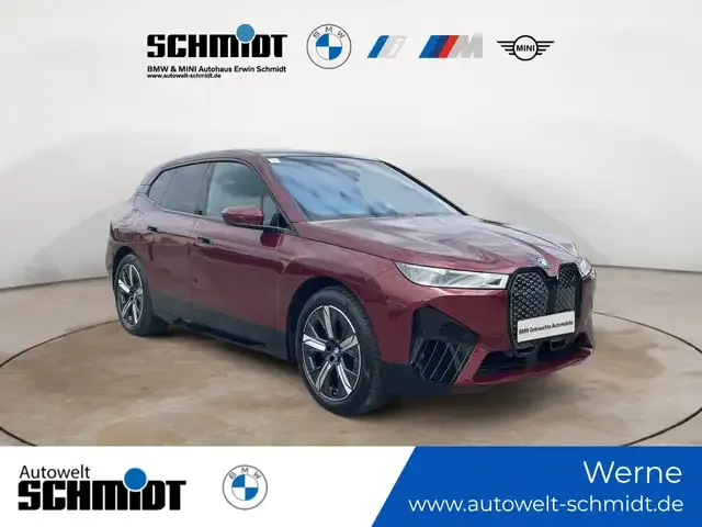 BMW iX