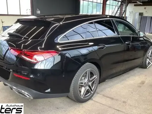 Mercedes-Benz CLA 220