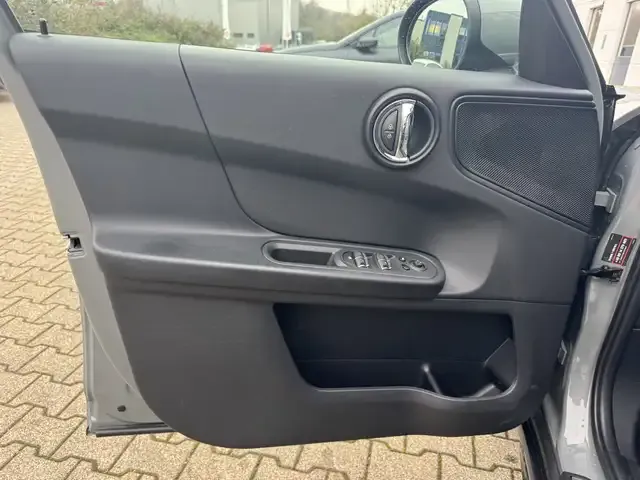 MINI One D Countryman