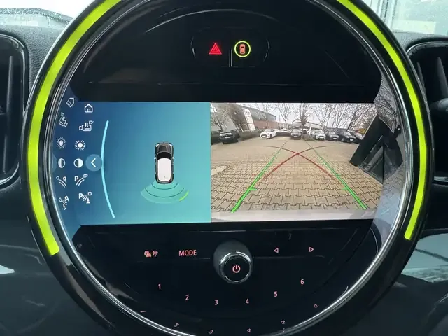 MINI One D Countryman