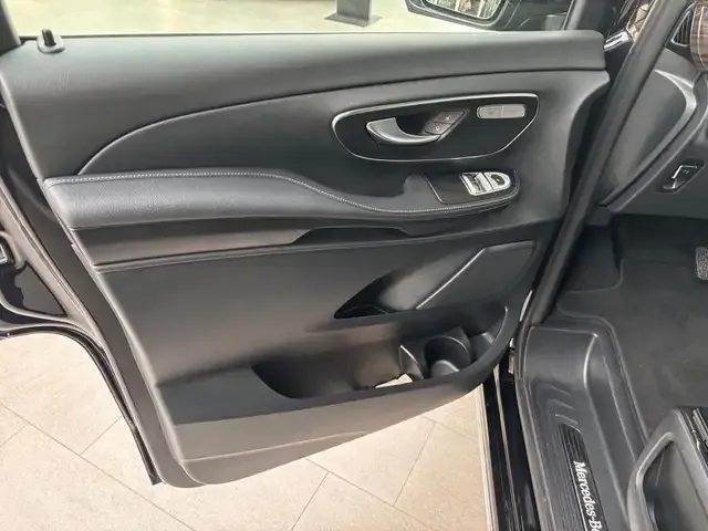Mercedes-Benz EQV 300