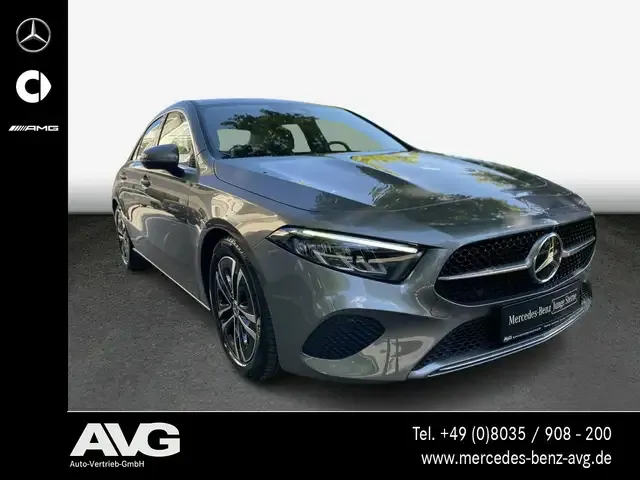 Mercedes-Benz A 220