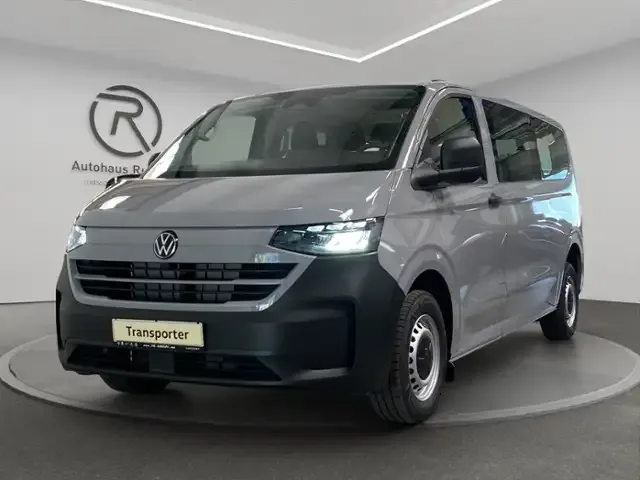 Volkswagen T7 Kombi