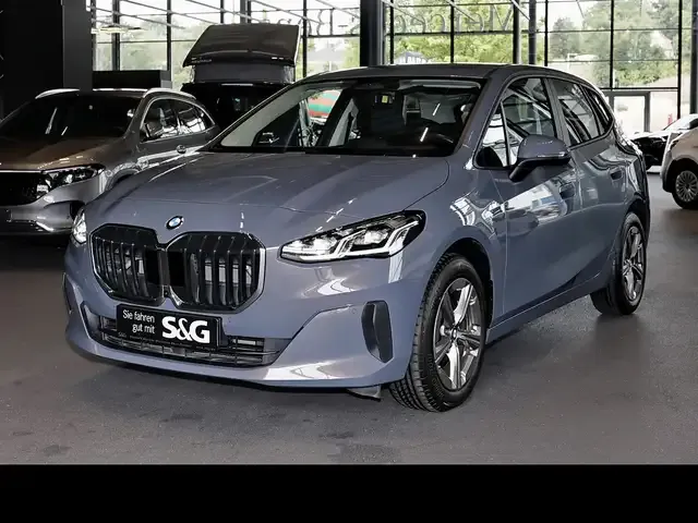 BMW 220