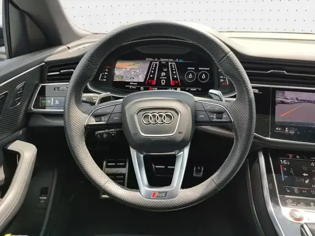 Audi RS Q8