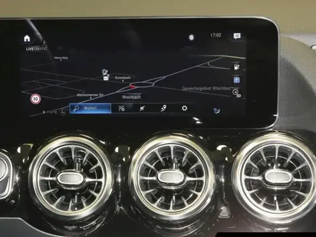 Mercedes-Benz EQA 250