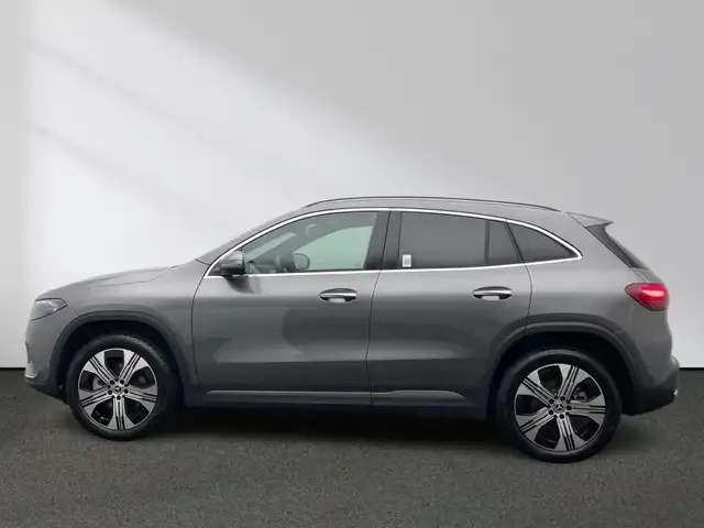 Mercedes-Benz EQA 300