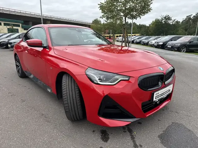 BMW 220