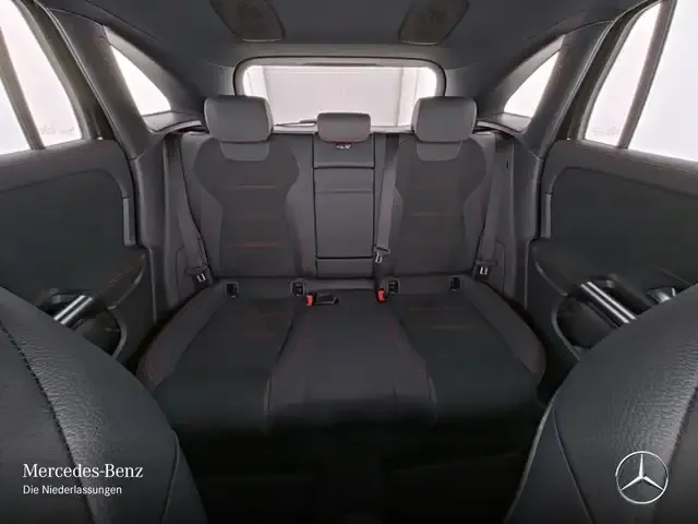 Mercedes-Benz EQA 300