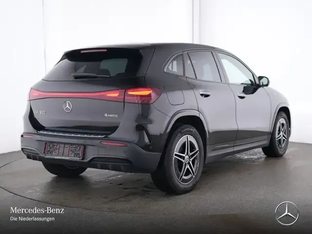 Mercedes-Benz EQA 300
