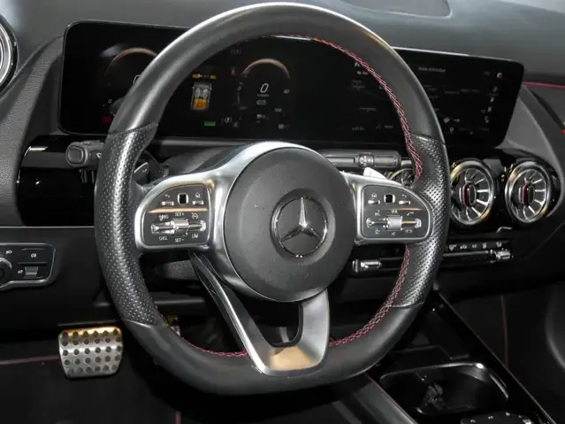 Mercedes-Benz 250