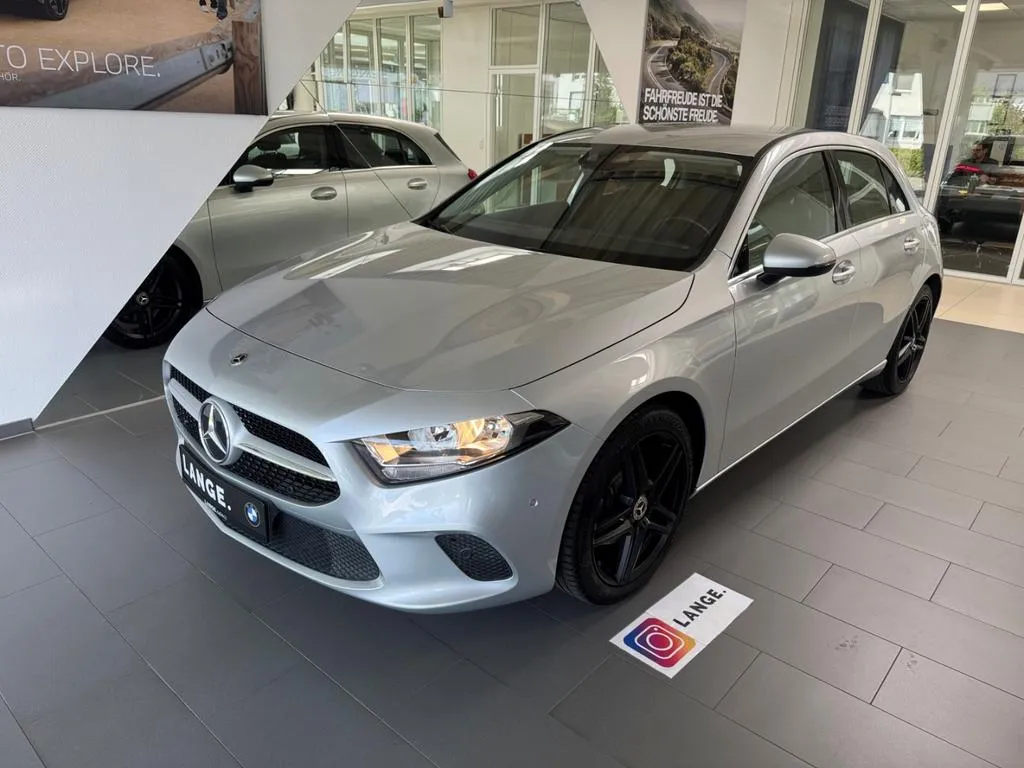 Mercedes-Benz A 200