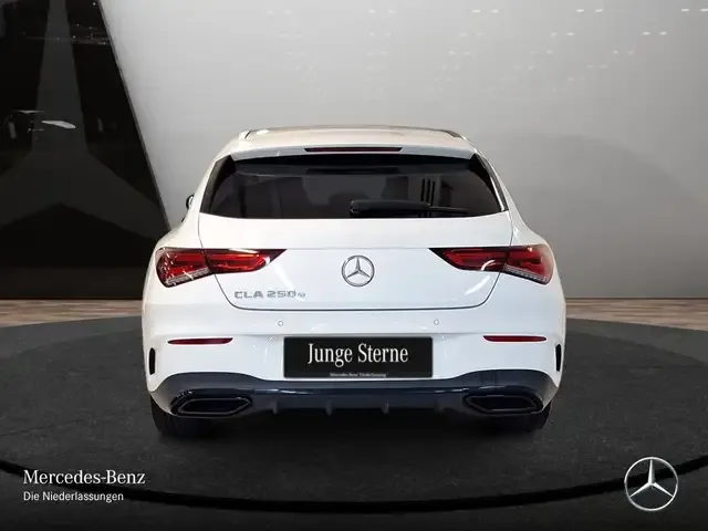 Mercedes-Benz CLA 250