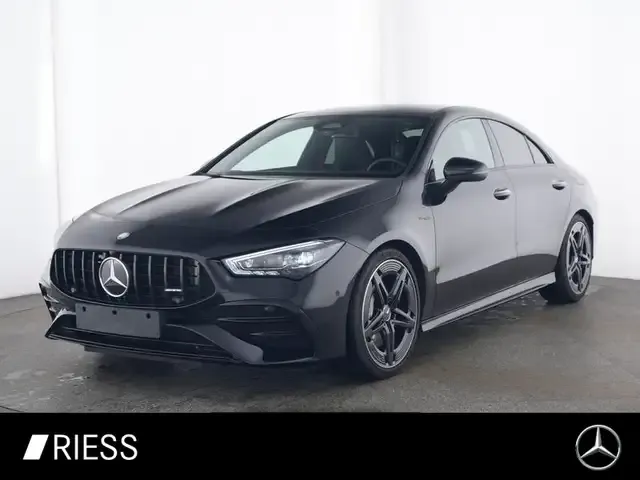 Mercedes-Benz CLA 35 AMG