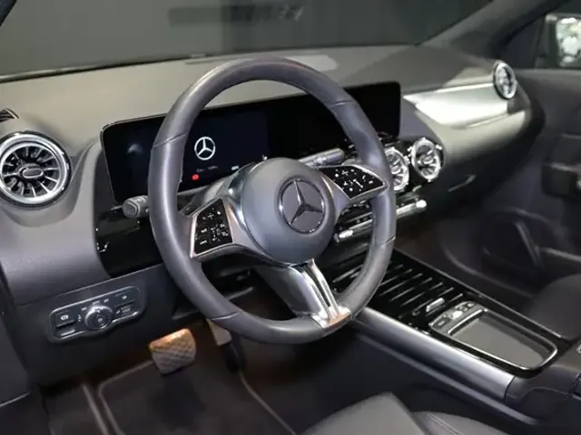 Mercedes-Benz GLA 180