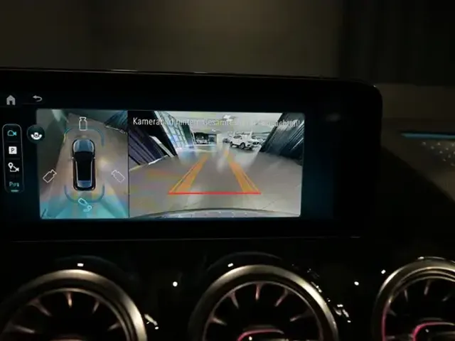 Mercedes-Benz GLA 180