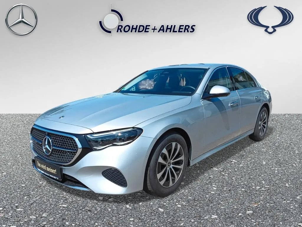 Mercedes-Benz E 220