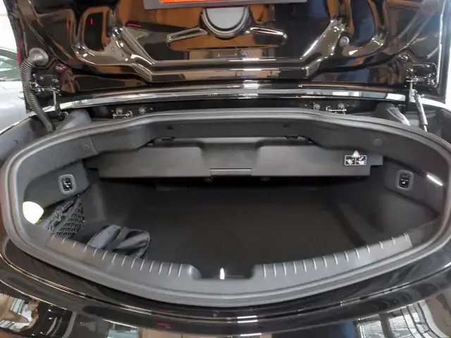 Mercedes-Benz CLE 200