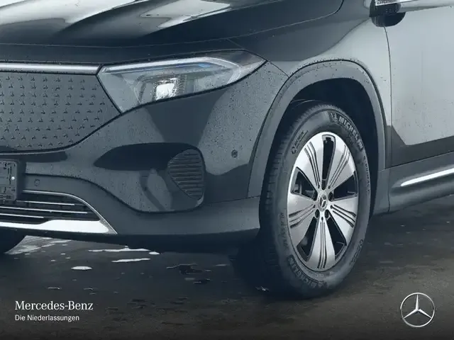 Mercedes-Benz EQB 250