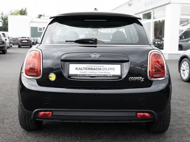 MINI Cooper SE