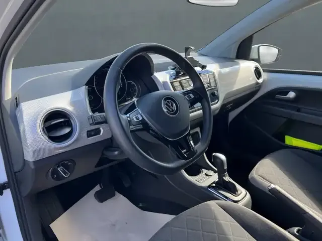 Volkswagen e-up!