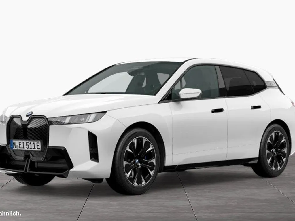 BMW iX