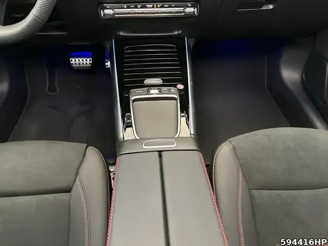 Mercedes-Benz GLA 220