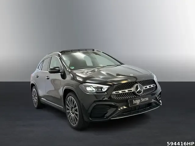 Mercedes-Benz GLA 220
