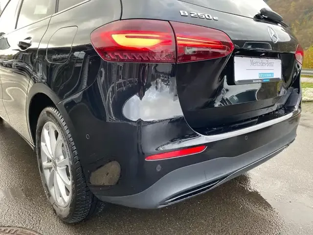 Mercedes-Benz B 250